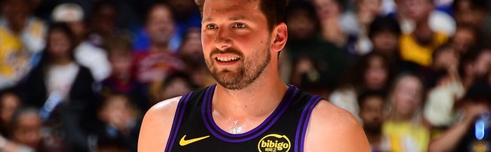 乐意电竞APP下载-八村垒：东契奇就是MVP！他的卡位、抢断、保护篮板也都很出色|湖人|克利夫兰骑士队|卢卡-东契奇|洛杉矶湖人队|mvp榜_新浪体育_新浪新闻