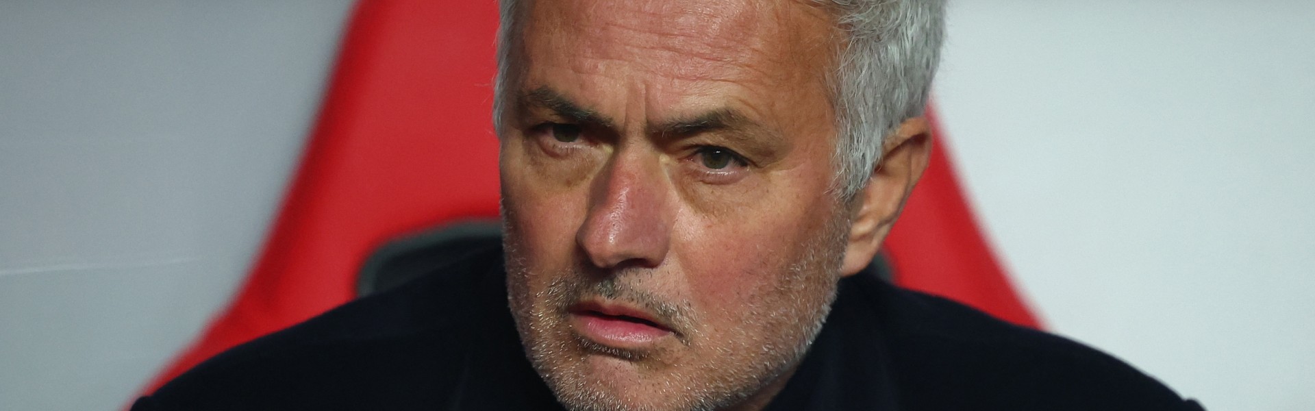 Leyu 体育网站-意媒：穆帅昨日表示有意执教尤文，今天输球后被尤文球迷唱歌嘲讽